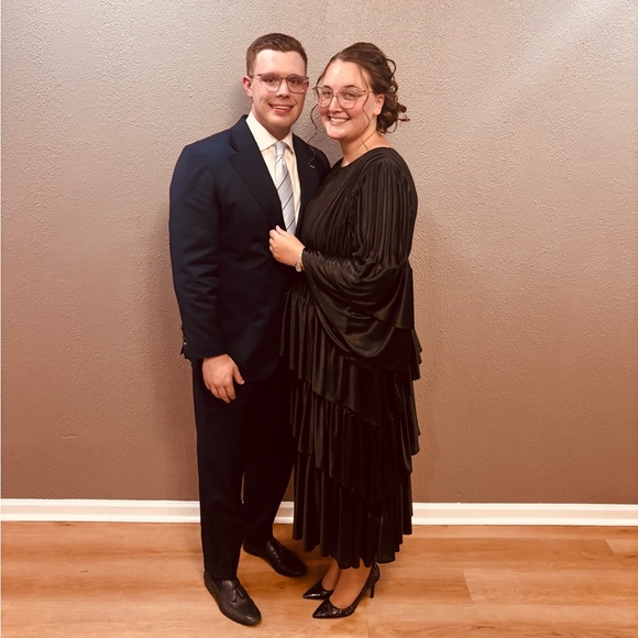 Meet your Posher, Andrew - Picture 2 of 7